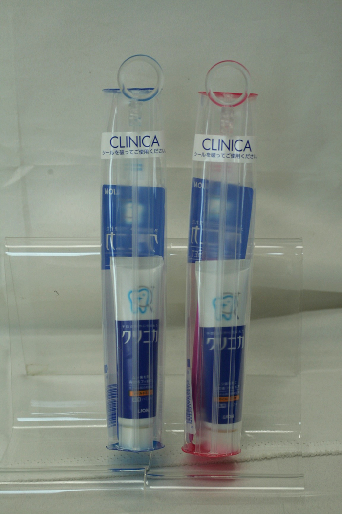 ライオン株式会社『CLINICA』歯ブラシケース